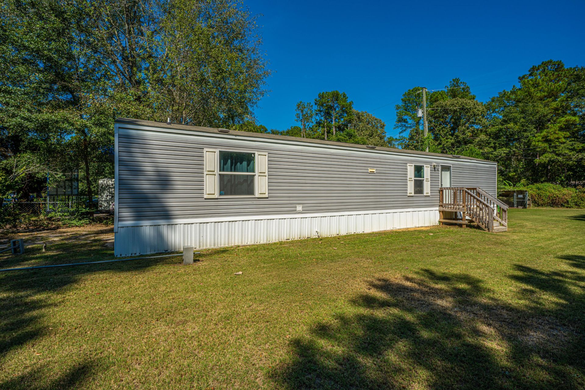 921 Fauling Road Photo 4