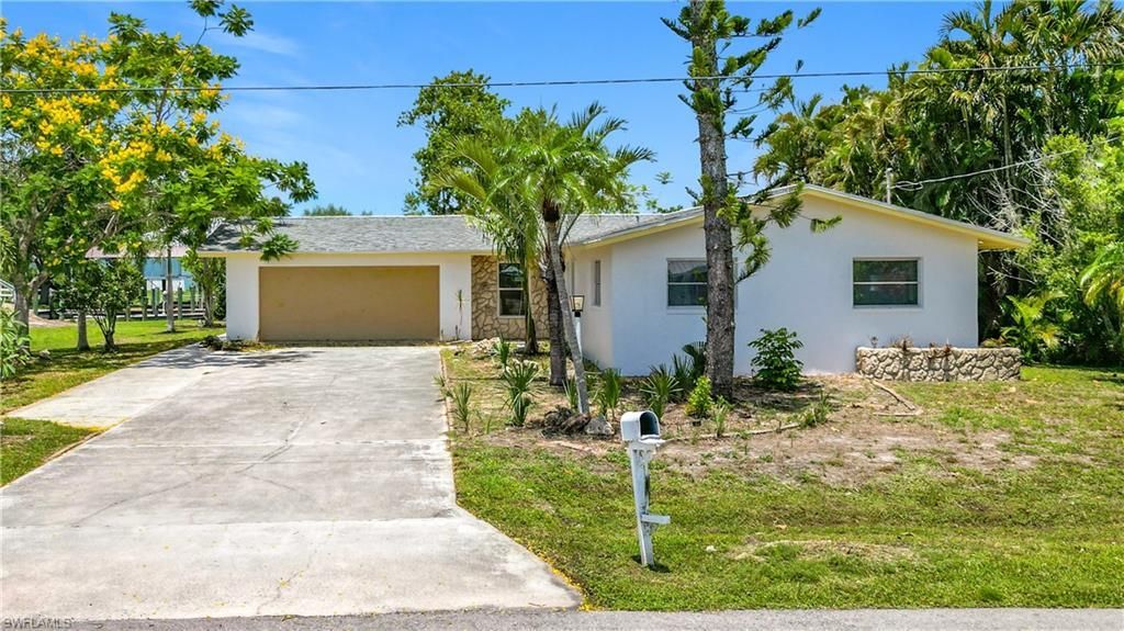 2137 Saint Croix Ave , Fort Myers, FL 33905 Photo