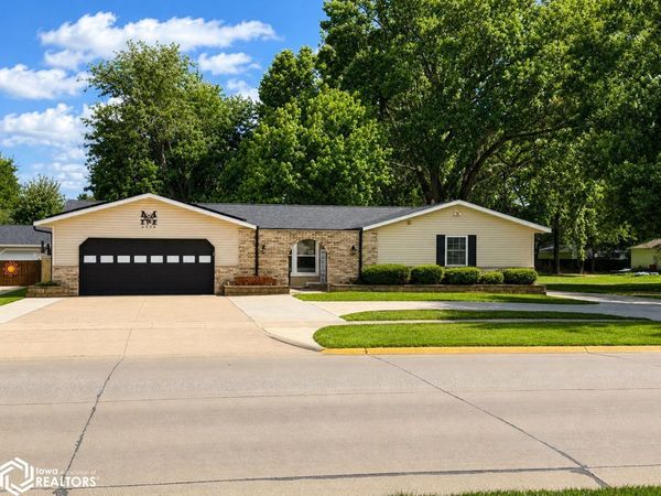 2714 Avenue A, Fort Madison, IA 52627