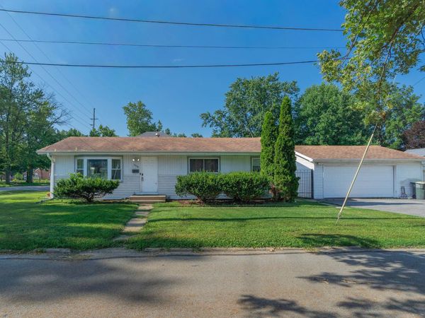 1108 Oak Street, Valparaiso, IN 46383
