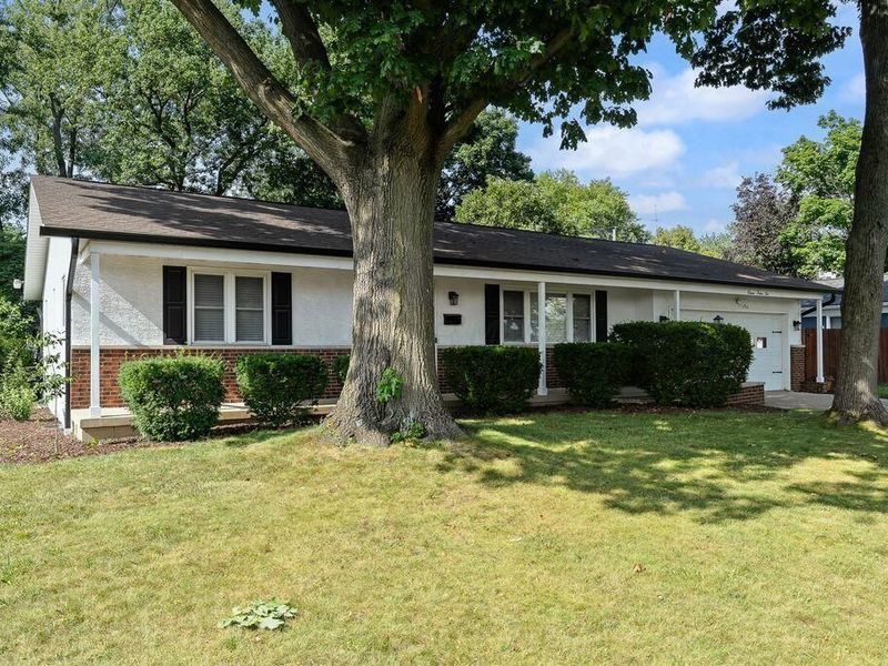 1146 Dechant Court, Columbus, OH 43229 Photo 2