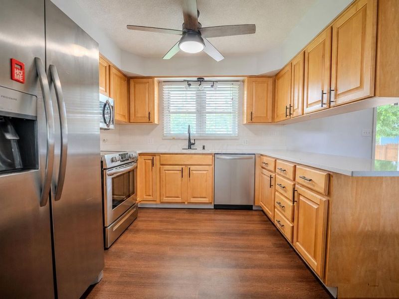 1146 Dechant Court, Columbus, OH 43229 Photo 4