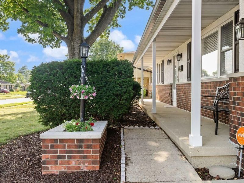 1146 Dechant Court, Columbus, OH 43229 Photo 4