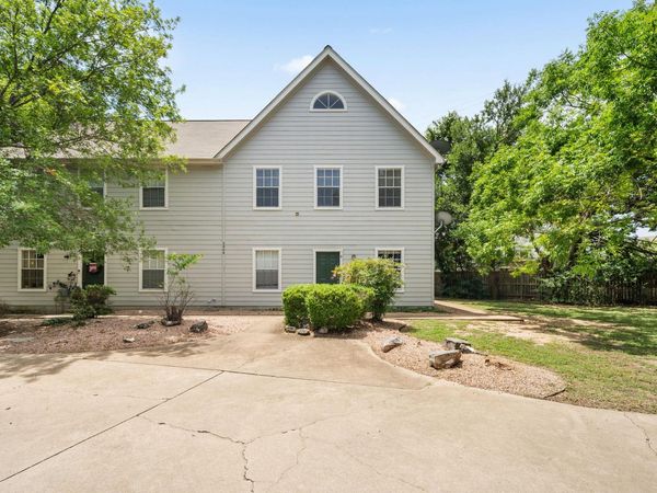 2908 Whisper Oaks LN, Unit D, Georgetown, TX 78628