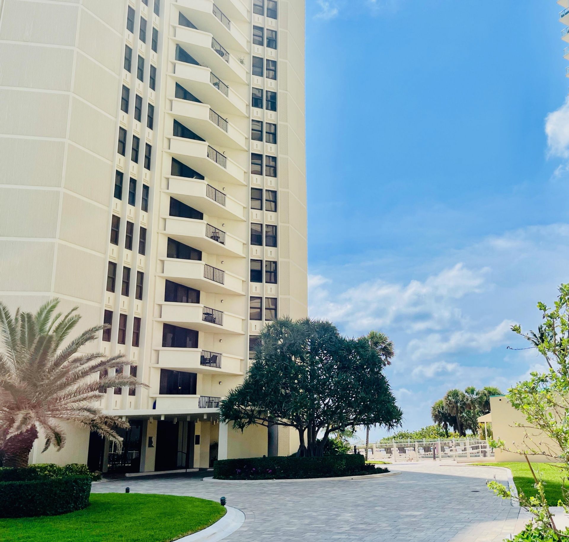 2800 N Ocean Drive, Unit A-16d, Riviera Beach, FL 33404 Photo