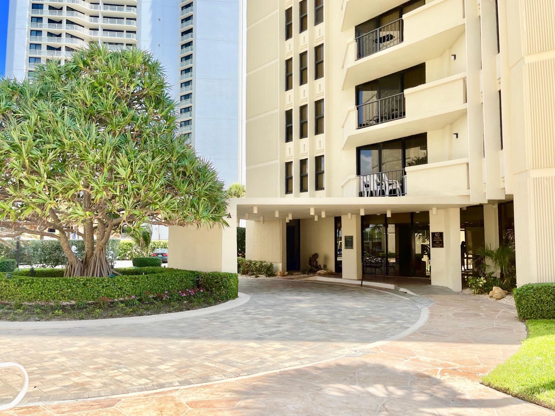 2800 N Ocean Drive, Unit A-16d, Riviera Beach, FL 33404 Photo