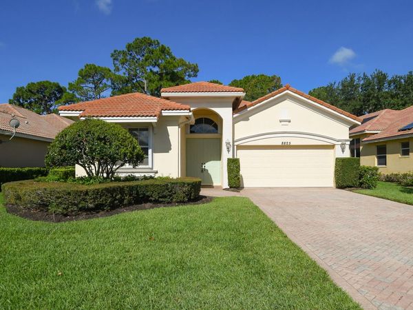 8825 Champions Way, Port St. Lucie, FL 34986