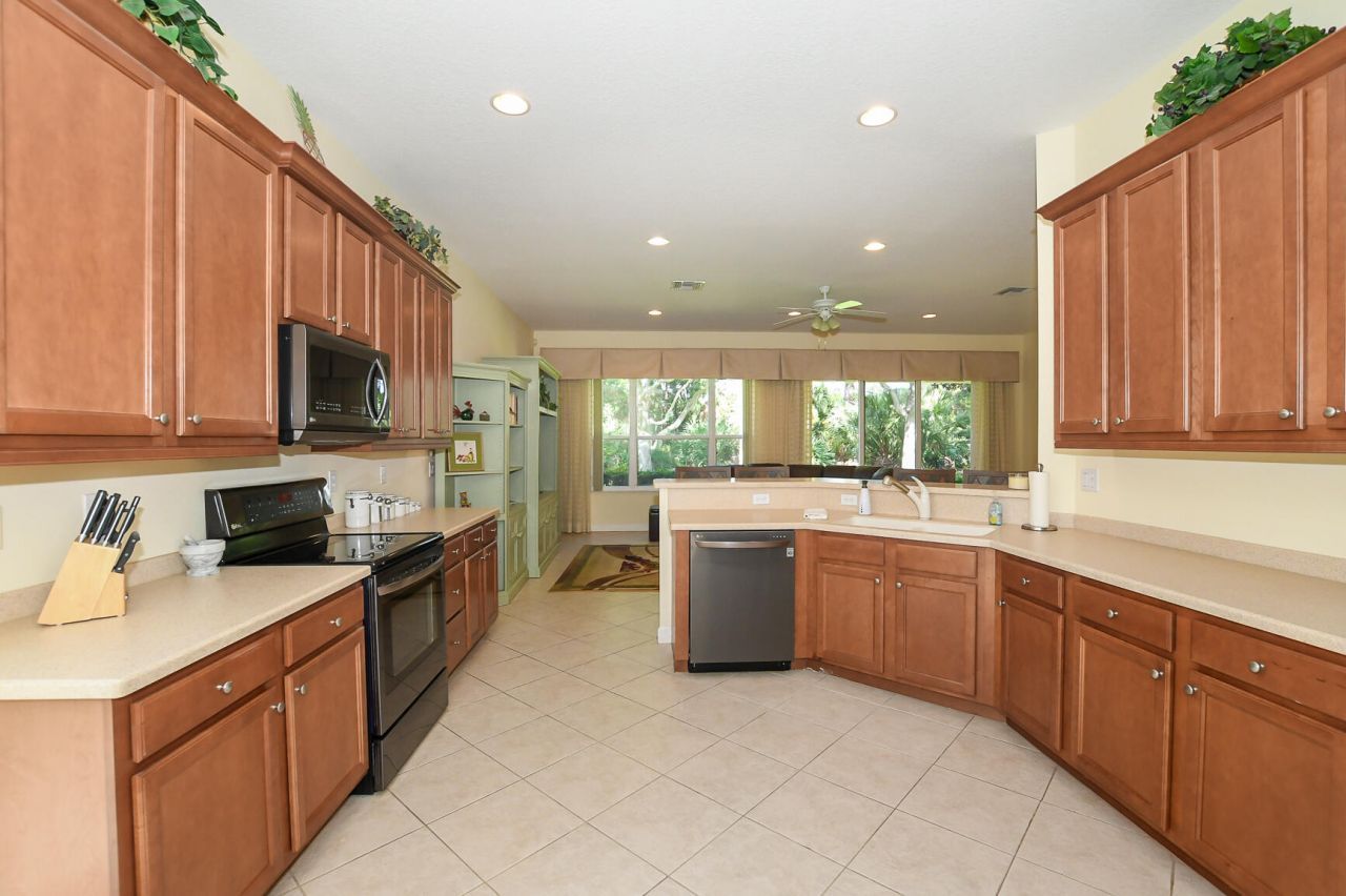 8825 Champions Way, Port Saint Lucie, FL 34986 Photo