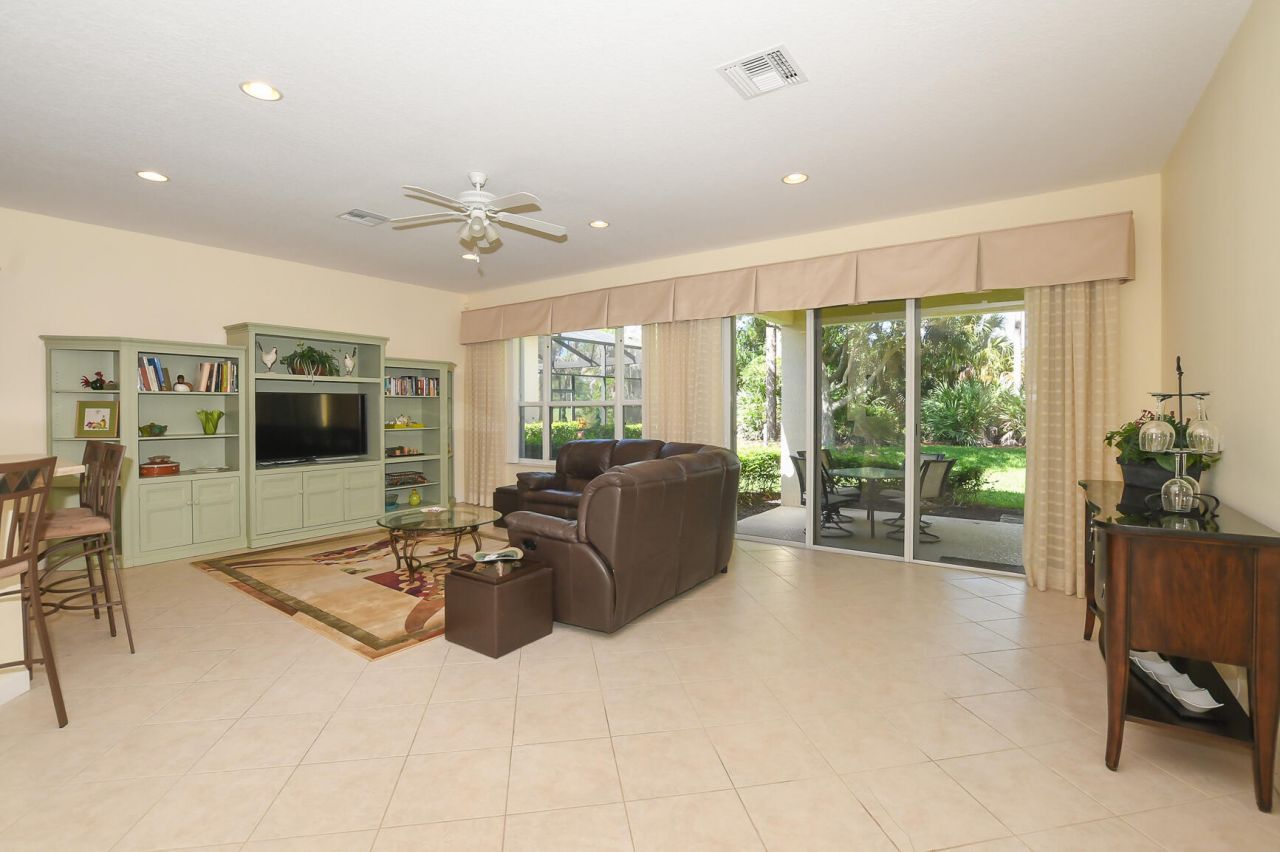 8825 Champions Way, Port Saint Lucie, FL 34986 Photo