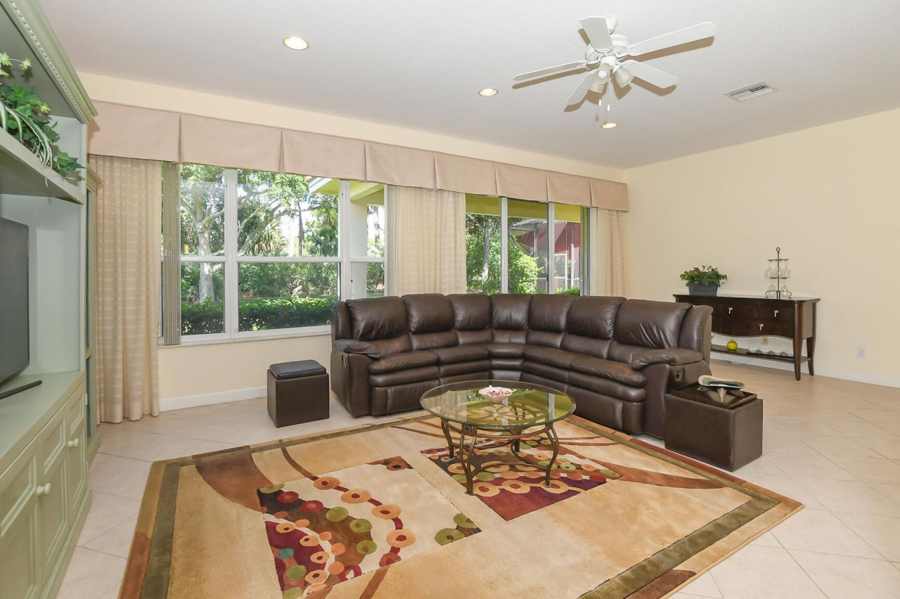 8825 Champions Way, Port Saint Lucie, FL 34986 Photo