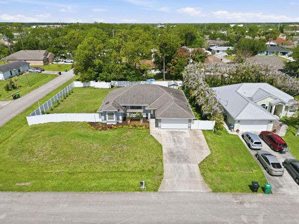 102 NW Peach Street, Port St. Lucie, FL 34983
