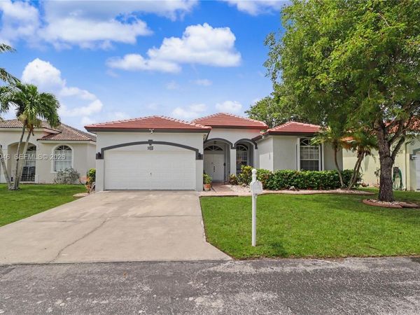 3090 SE 7th Pl , Homestead, FL 33033