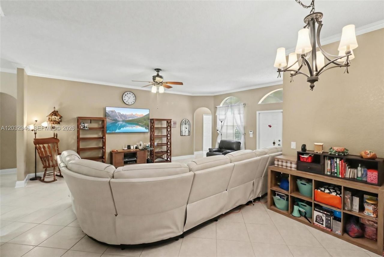 3090 SE 7th Pl, Homestead, FL 33033 Photo