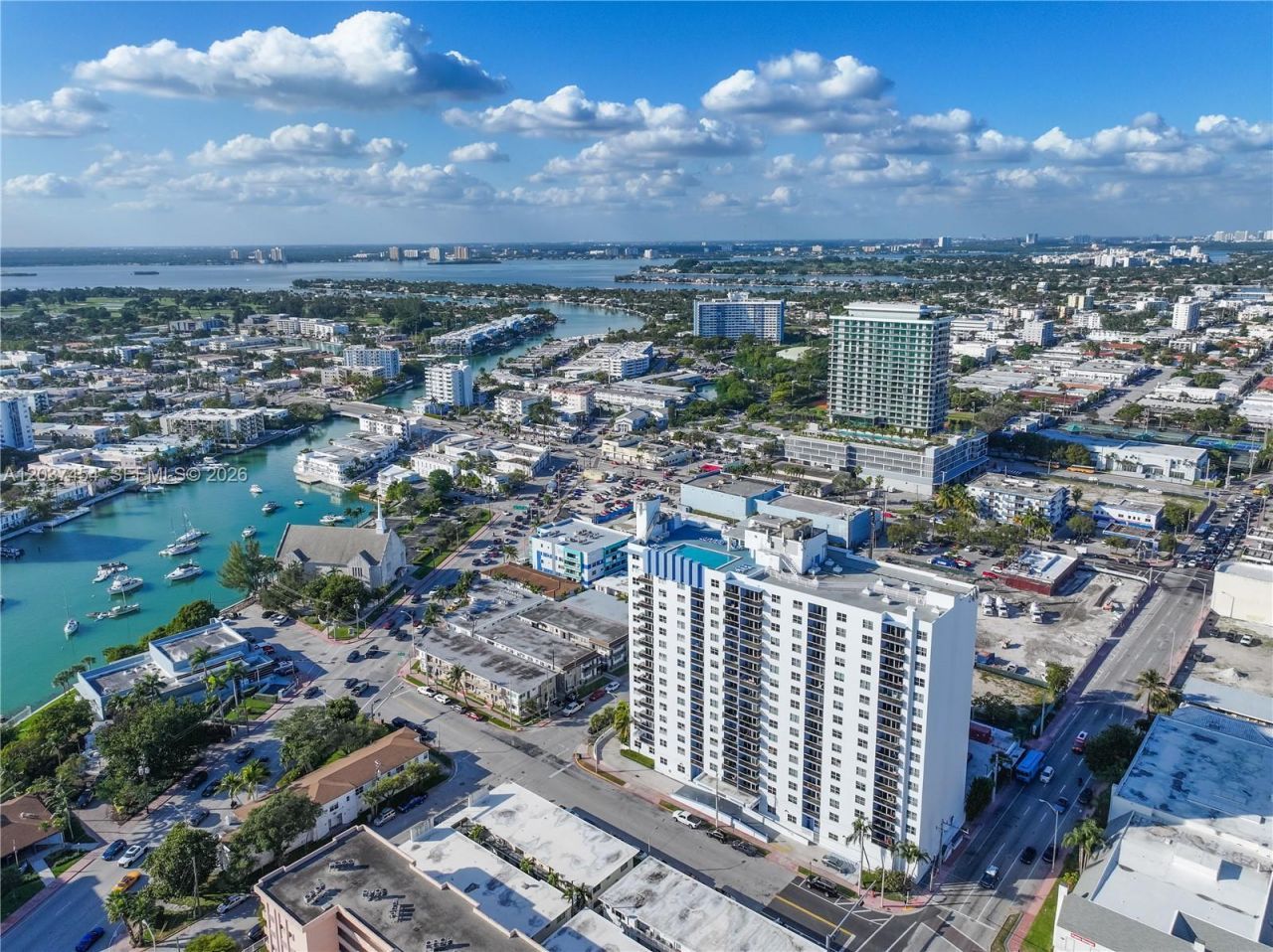 401 69th St , Unit 313, Miami Beach, FL 33141 Photo