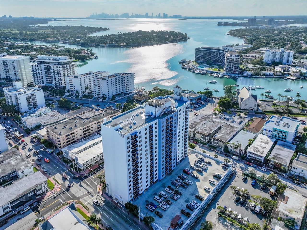 401 69th St , Unit 313, Miami Beach, FL 33141 Photo