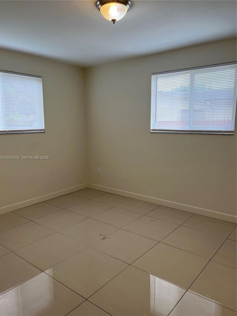 1200 SW 31st Ave , Miami, FL 33135 Photo
