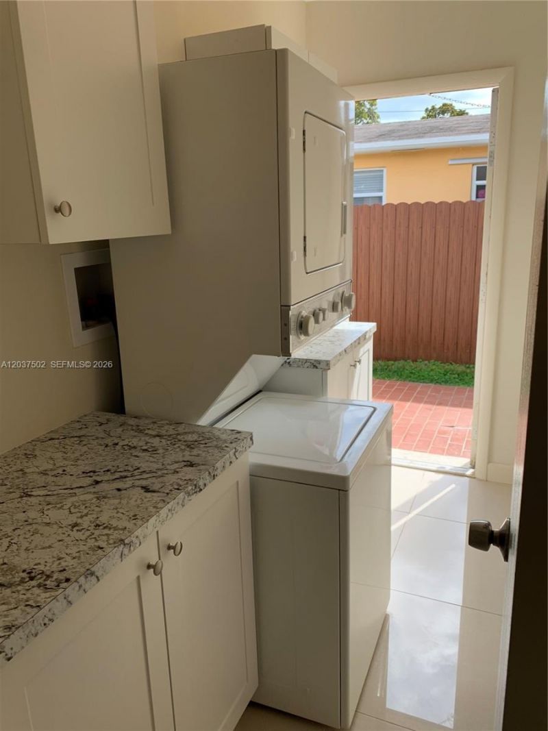 1200 SW 31st Ave , Miami, FL 33135 Photo