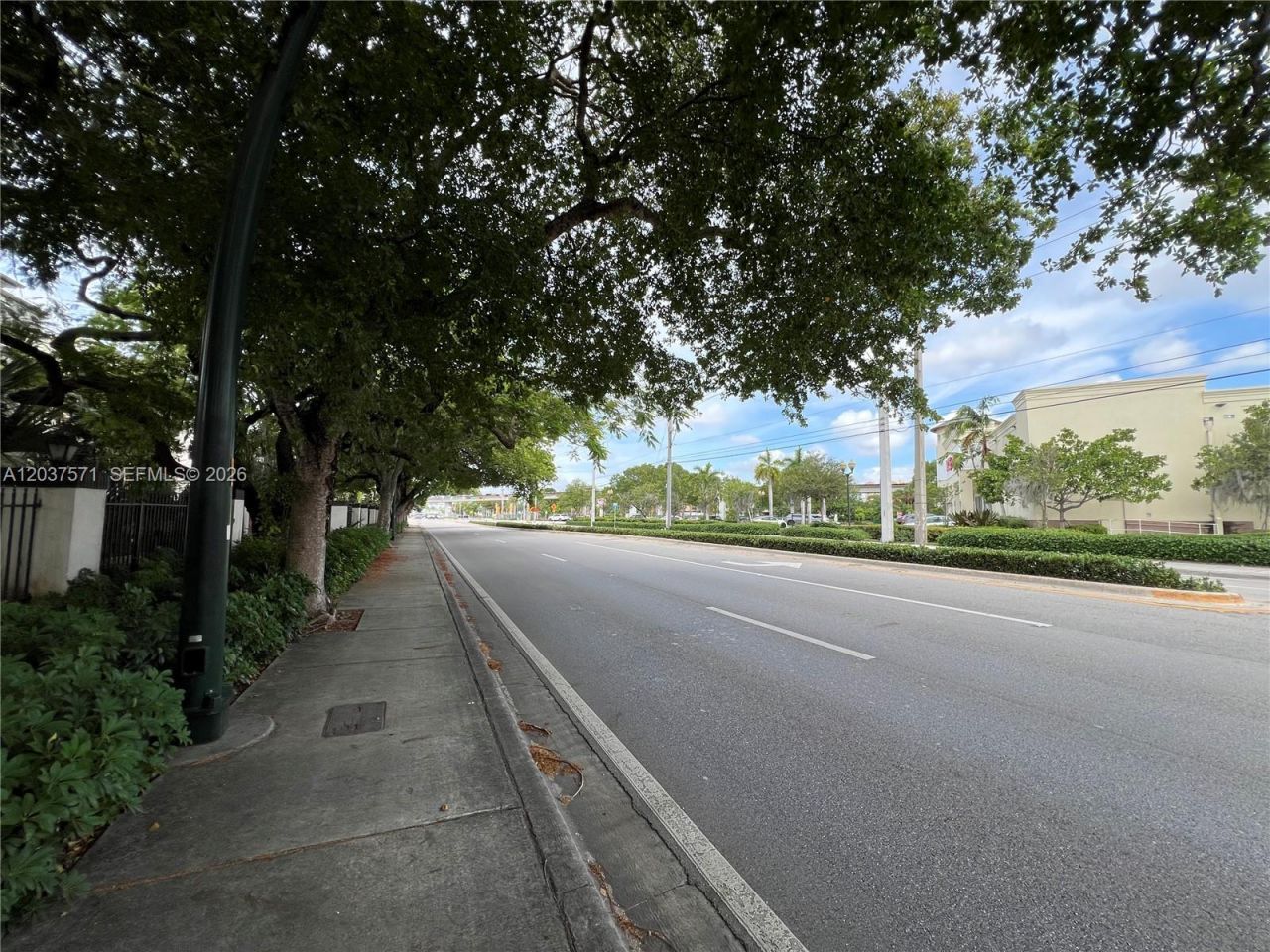 6886 N Kendall Dr , Unit D407, Pinecrest, FL 33156 Photo