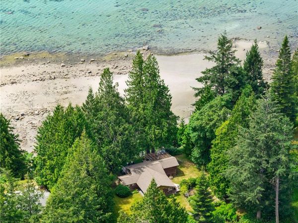 569 Potlatch Rd , Cortes Island, BC V0P 1K0