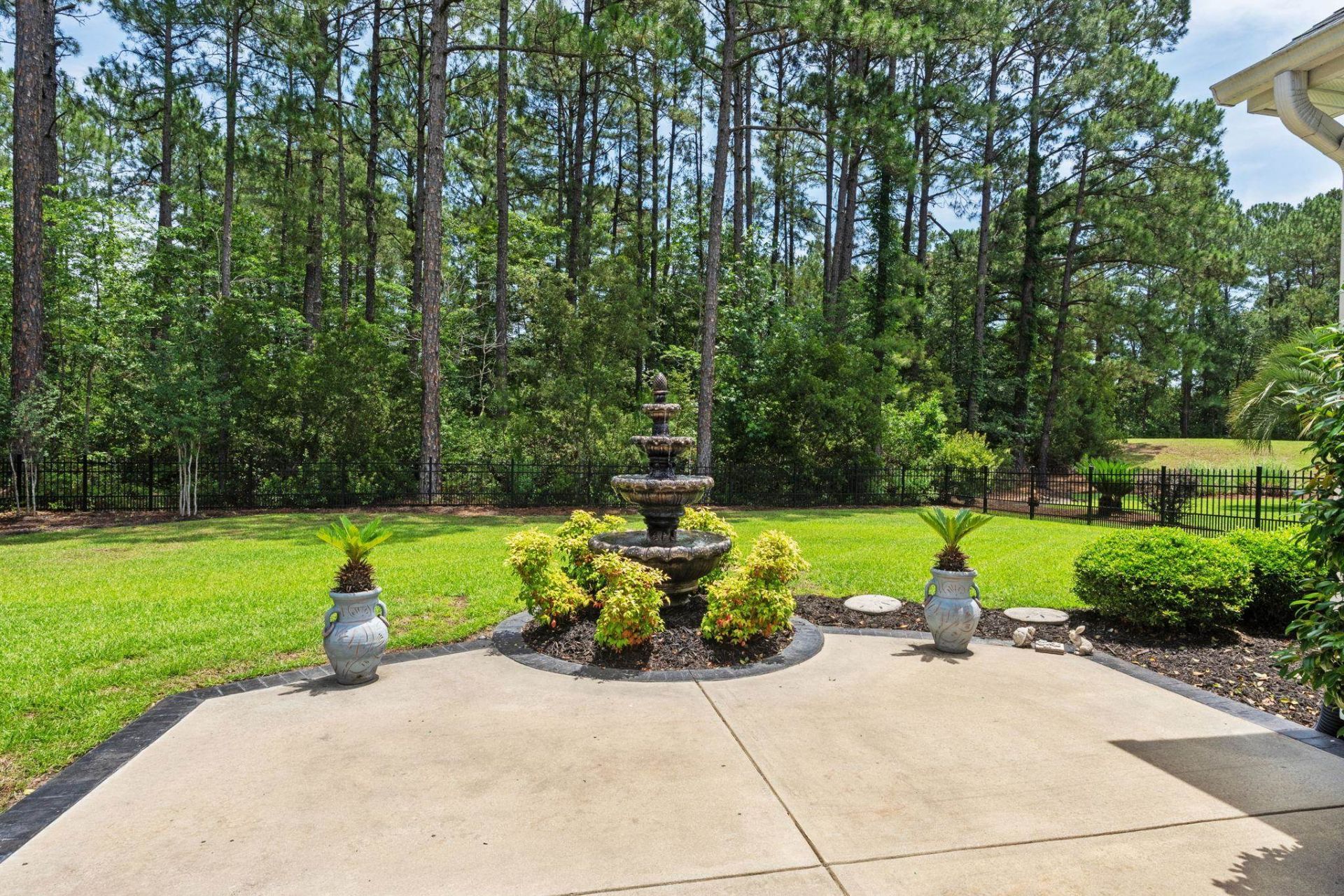 5012 Lindrick Ct. Photo 33