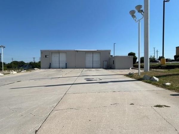 1926 Santa Fe Drive , Weatherford, TX 76086
