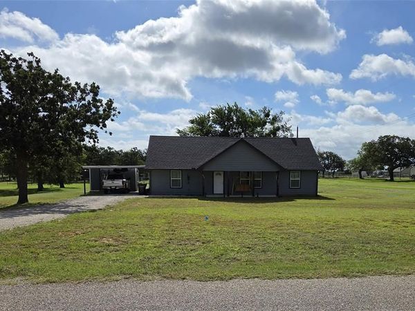 195 Brown Lane, Poolville, TX 76487