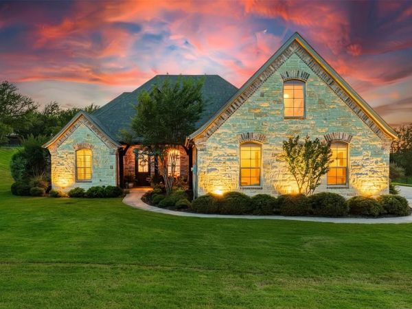 10301 Mustang Wells Drive, Fort Worth, TX 76126