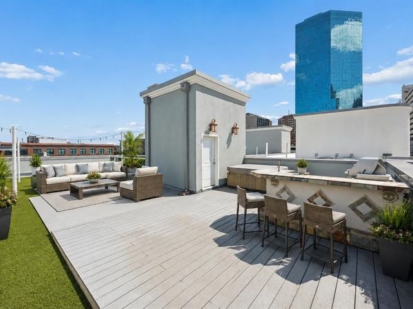408 E 6th Street , Fort Worth, TX 76102