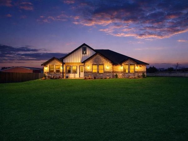 2448 Private Road 1169 Road, Farmersville, TX 75442