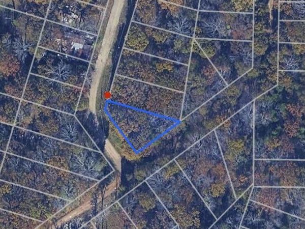 121 Inca Trail , Mabank, TX 75156