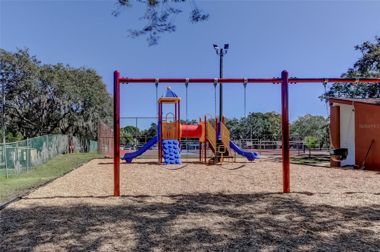 12625 Shell Point Drive, Hudson, FL 34667 Photo