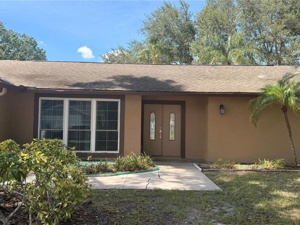 15420 BRUSHWOOD DRIVE , TAMPA, FL 33624