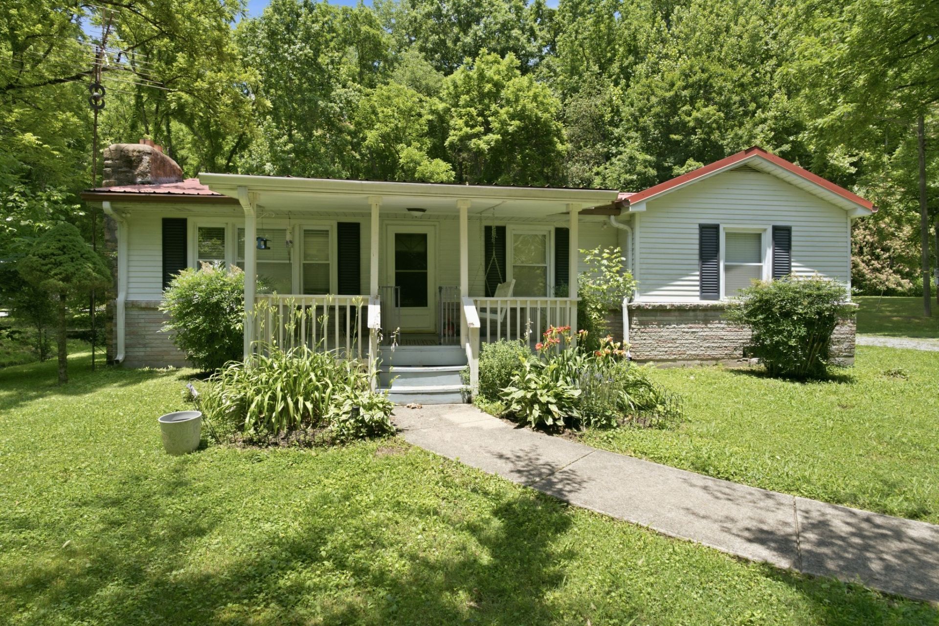 1821 Little Marrowbone Rd Ashland City, TN 37015