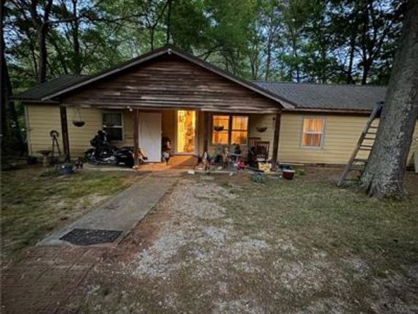 1943 Friendship Church Road , Douglasville, GA 30134