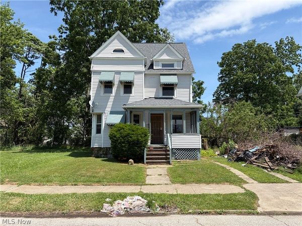 1205 E 111th Street , Cleveland, OH 44108