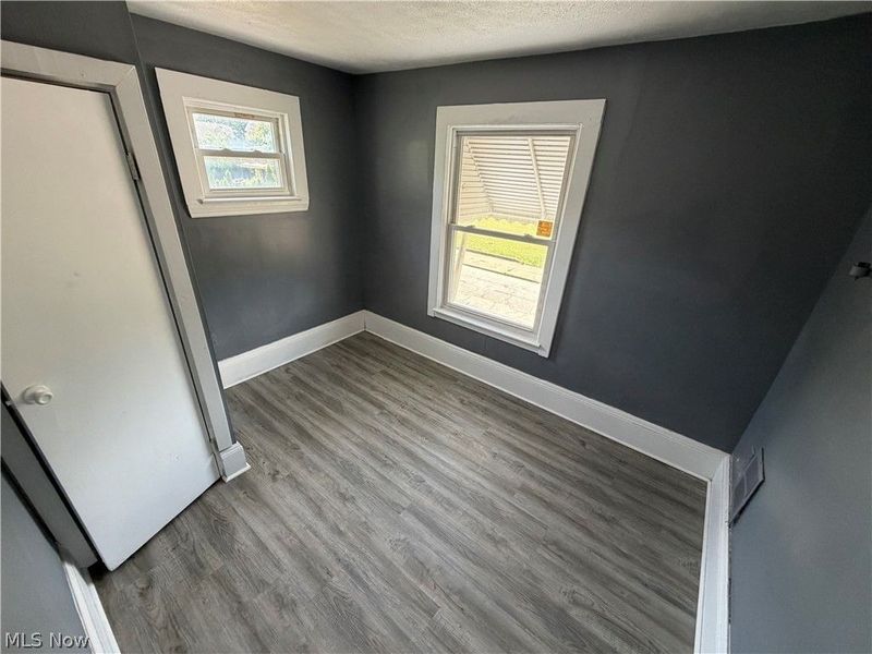 1205 E 111th Street , Cleveland, OH 44108 Photo 5