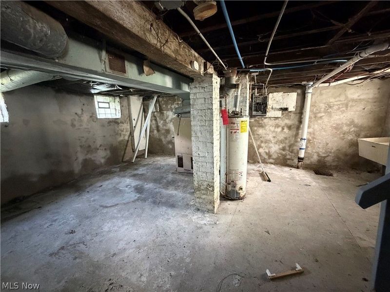 1205 E 111th Street , Cleveland, OH 44108 Photo 9