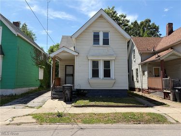1096 E 72nd Street, Cleveland, OH 44103