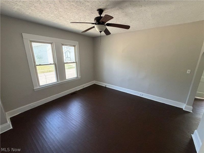 1096 E 72nd Street , Cleveland, OH 44103 Photo 3