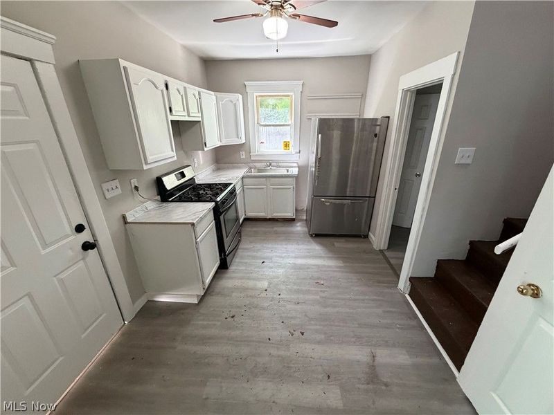 1096 E 72nd Street , Cleveland, OH 44103 Photo 6