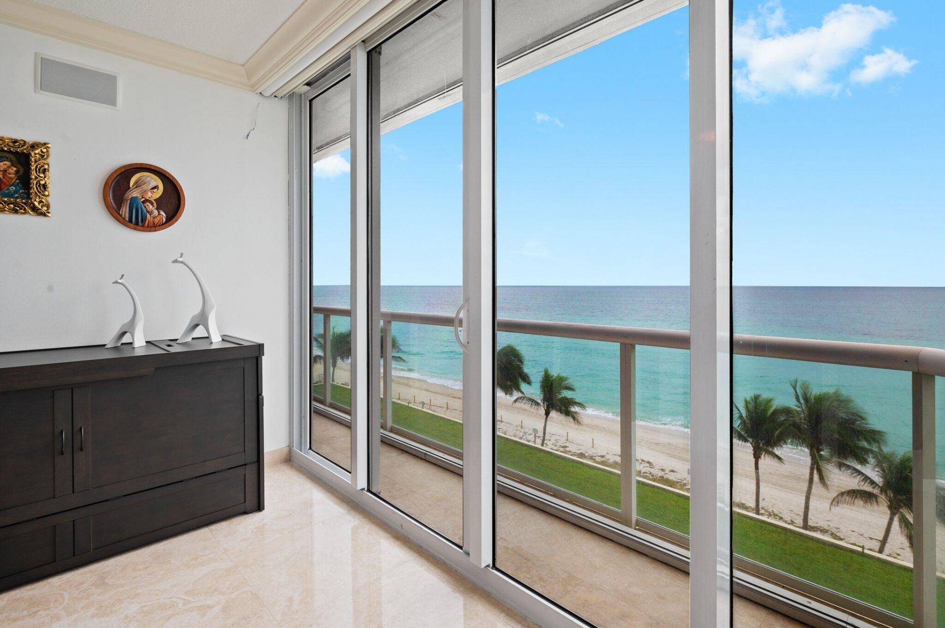 6051 N Ocean Drive, Unit 607, Hollywood, FL 33019 Photo