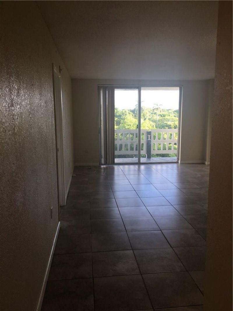 15600 NW 7th Avenue, Unit 421, Miami, FL 33169 Photo