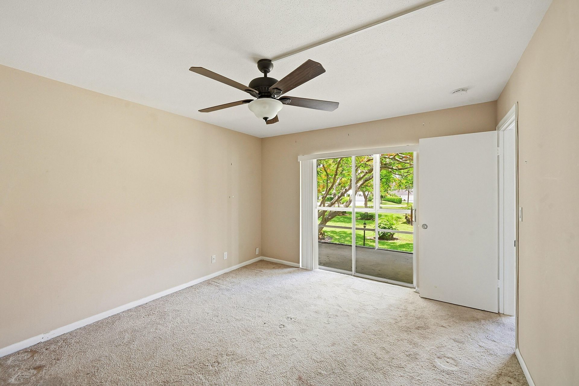 5570 Tamberlane Circle, Unit 229, Palm Beach Gardens, FL 33418 Photo