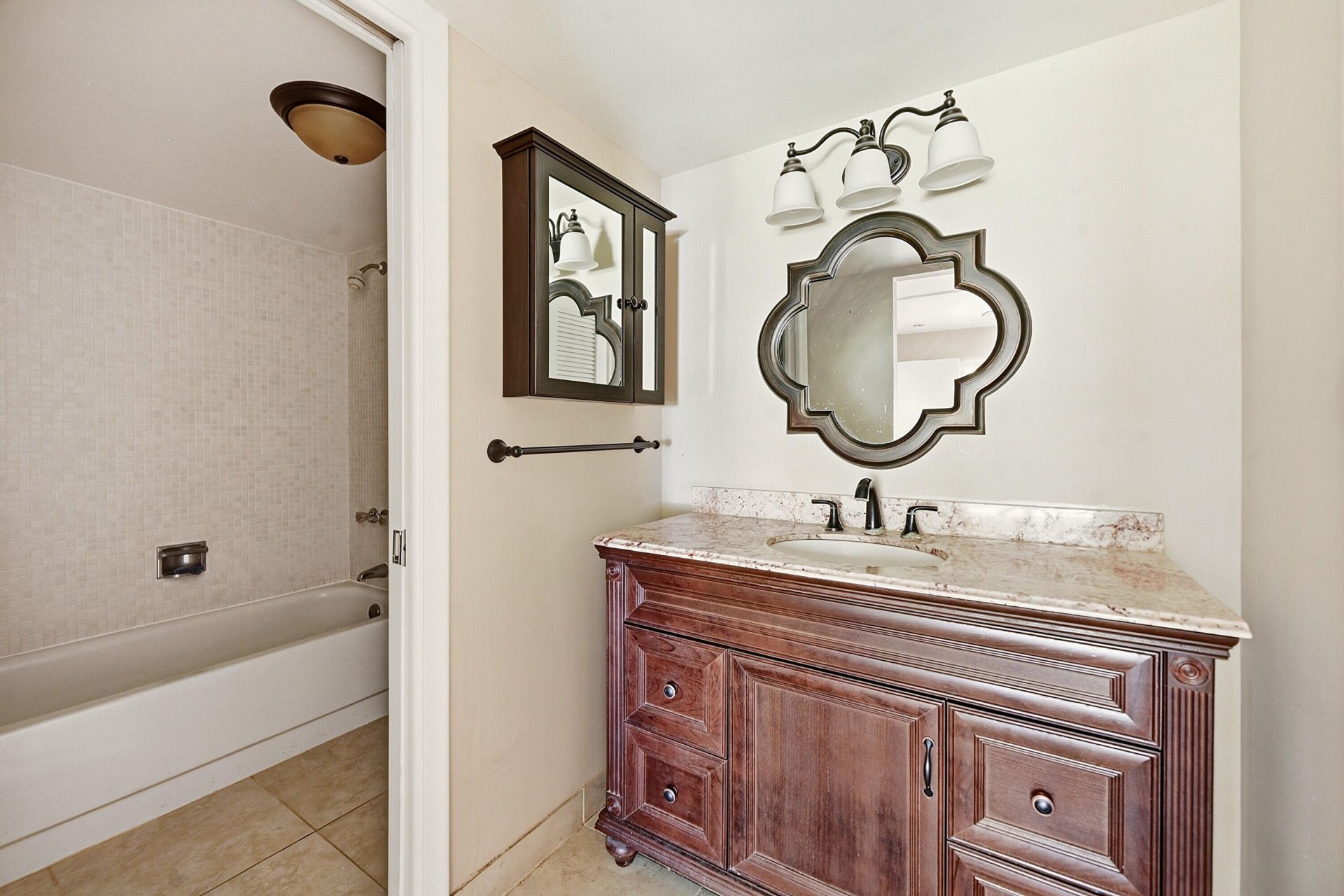 5570 Tamberlane Circle, Unit 229, Palm Beach Gardens, FL 33418 Photo