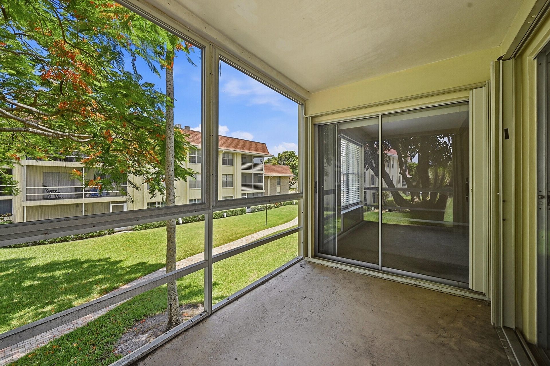 5570 Tamberlane Circle, Unit 229, Palm Beach Gardens, FL 33418 Photo