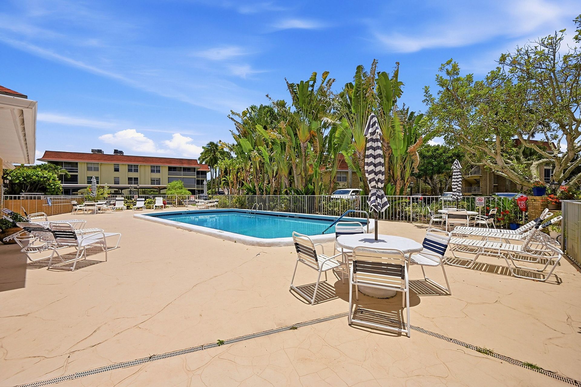 5570 Tamberlane Circle, Unit 229, Palm Beach Gardens, FL 33418 Photo