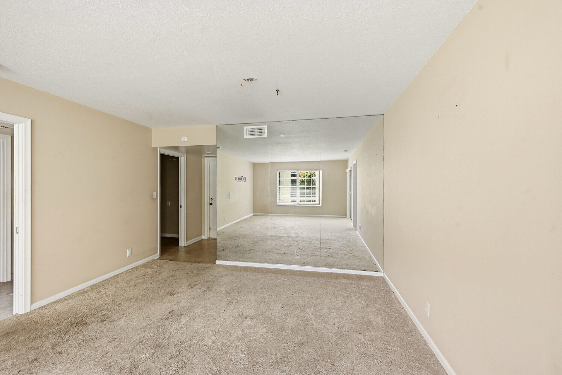 5570 Tamberlane Circle, Unit 229, Palm Beach Gardens, FL 33418 Photo