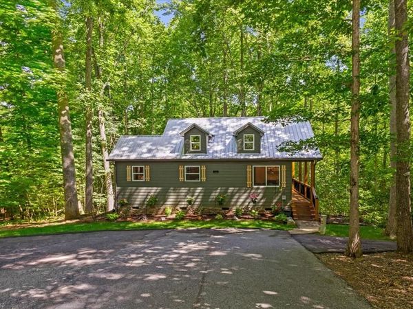 27 Village Way, Blairsville, GA 30512