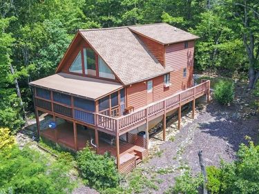 215 Black Bear Ridge Road, Murphy, NC 28906