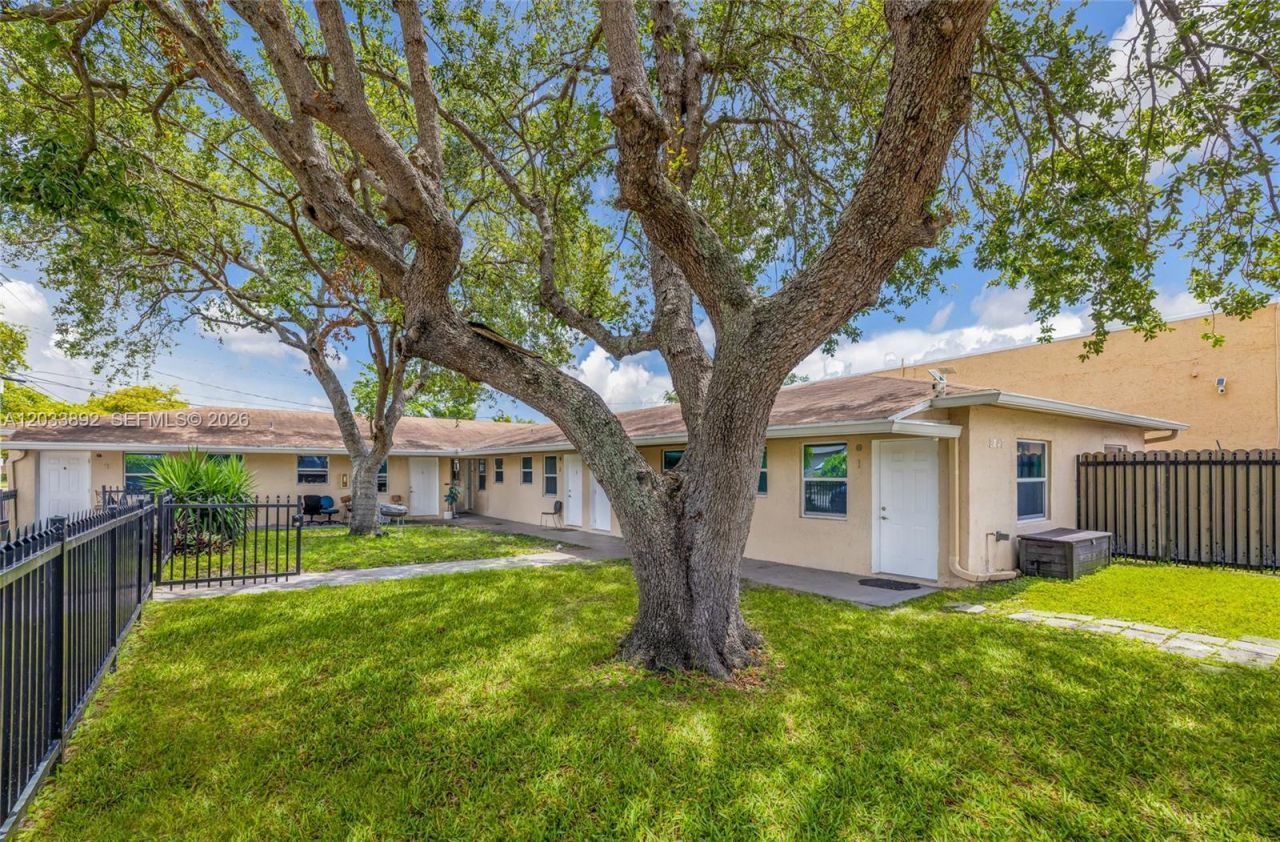 2247 Simms St , Hollywood, FL 33020 Photo